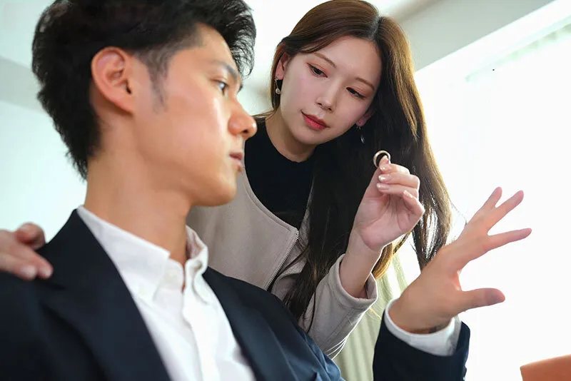 Vợ yêu đi đi chơi, gã chồng ở nhà bị nhỏ em bà xã gạ xoạc không trượt phát nào